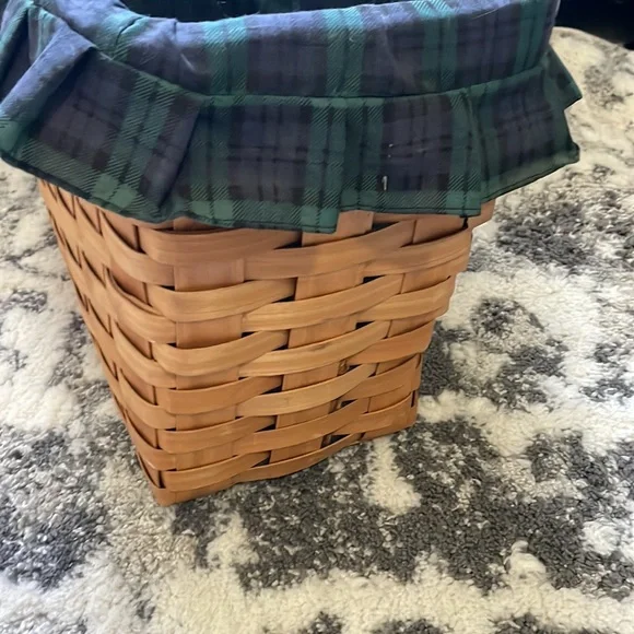 Large plaid basket - Picture 8 of 8